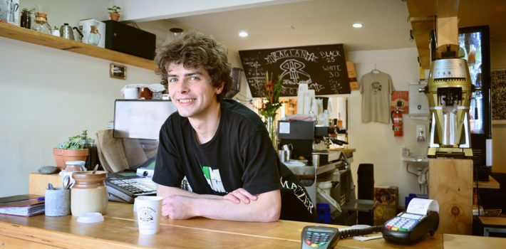【レストラン英語】 海外からのお客様には「Hi, how are you?」と言ってみよう!