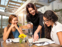【飲食店専門英語】大吟醸と純米酒を英語で説明しよう
